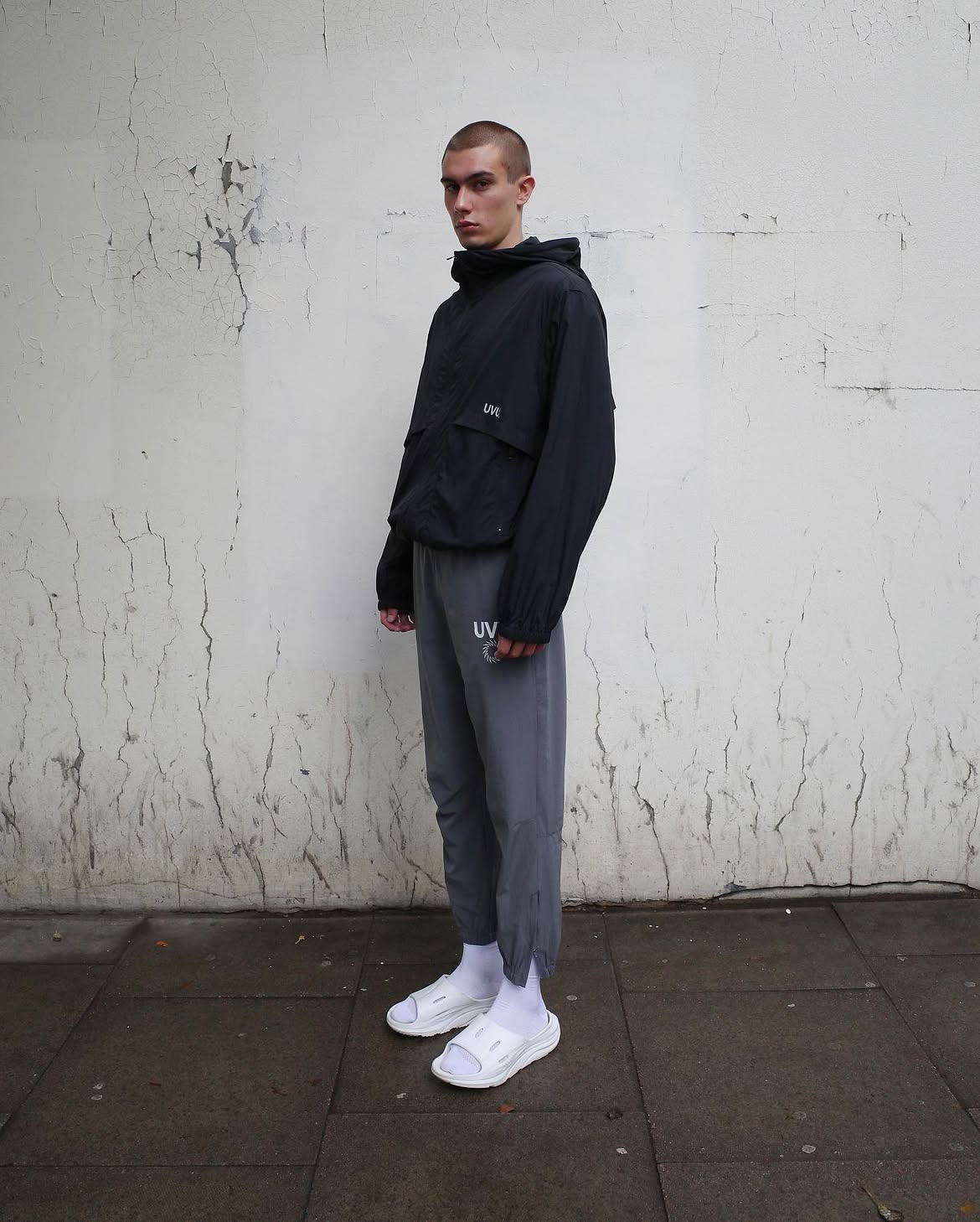 ULTRALIGHT WINDBREAKER